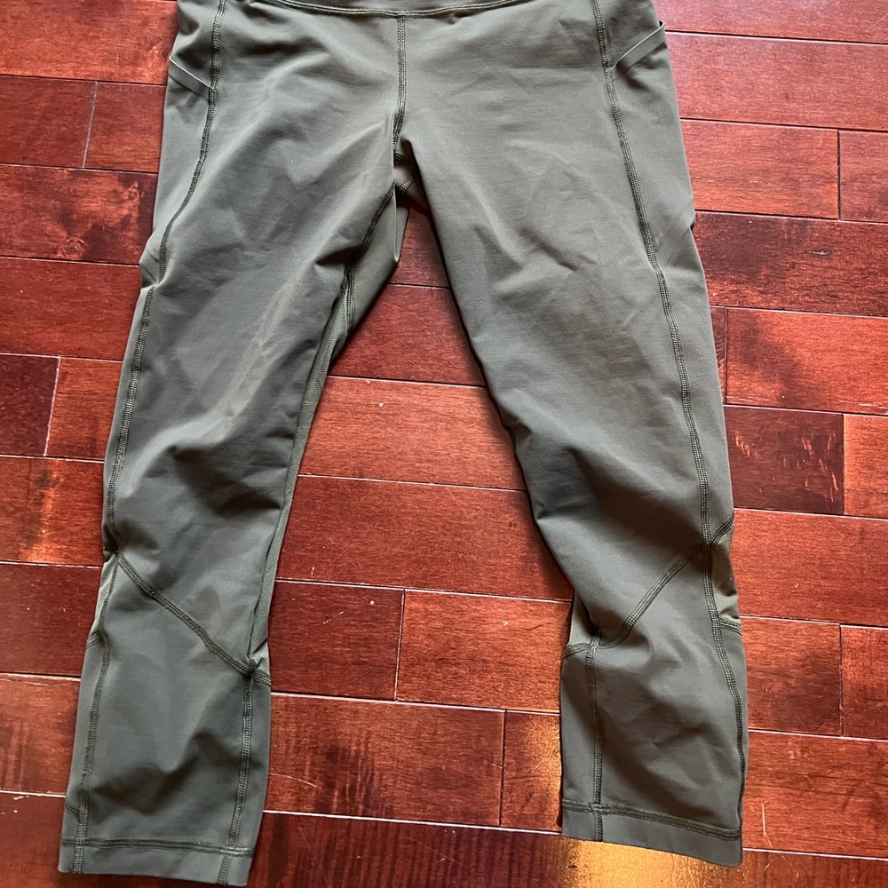LULULEMON size 8